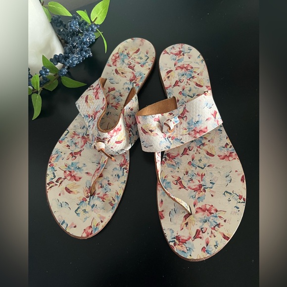 Josie a la Plage Shoes - Josie a la plage Leather Sandals